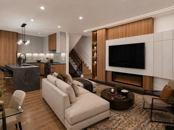 15 Algonquin Rd, Unit 2, Newton, MA 02467