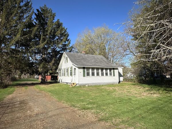 150 Ferry St, South Hadley, MA 01075