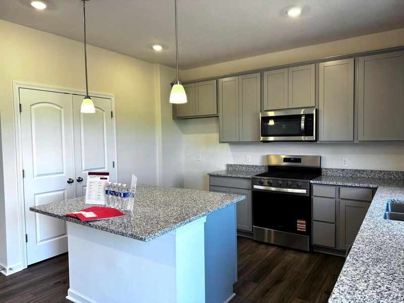 285 Dowler Drive, Unit Lot 343, South Bloomfield, OH 43103 Photo 4