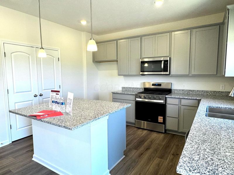285 Dowler Drive, Unit Lot 343, South Bloomfield, OH 43103 Photo 4
