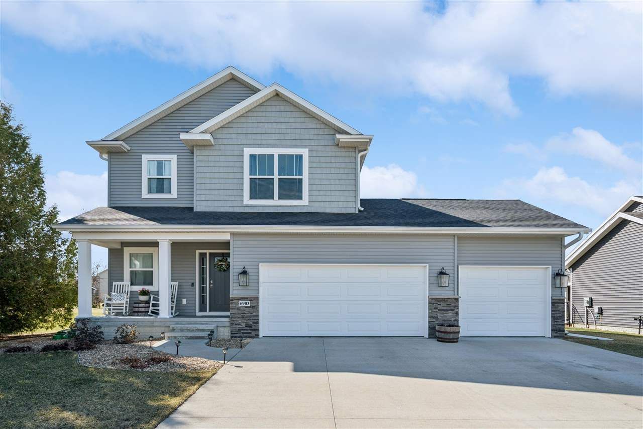 6903 Underwood Ave Sw, Cedar Rapids, IA 52404 Main Photo
