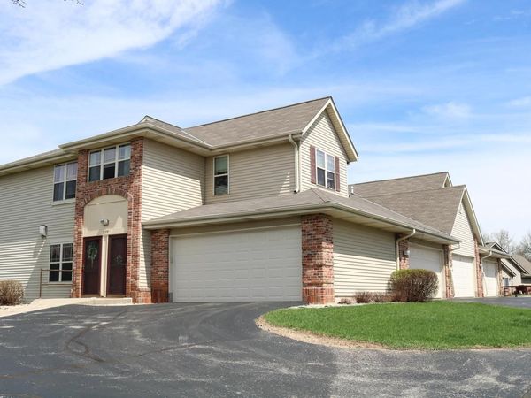 1022 E Woodview COURT, Unit #3, Slinger, WI 53086