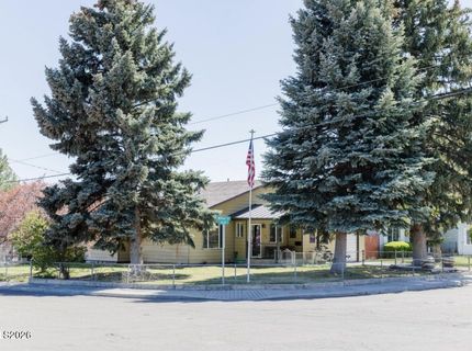 392 Willow Street, Elko, NV 89801 Photo