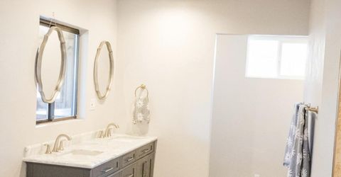 392 Willow Street, Elko, NV 89801 Photo