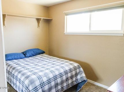 392 Willow Street, Elko, NV 89801 Photo