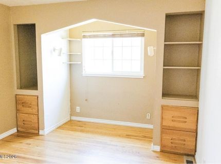 392 Willow Street, Elko, NV 89801 Photo