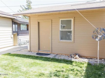 392 Willow Street, Elko, NV 89801 Photo