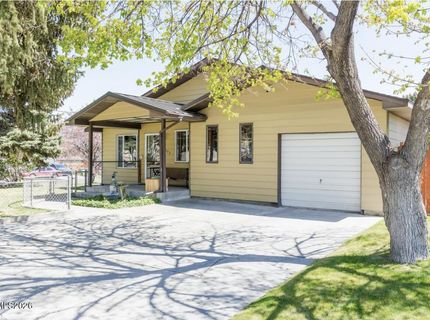 392 Willow Street, Elko, NV 89801 Photo