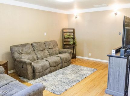 392 Willow Street, Elko, NV 89801 Photo