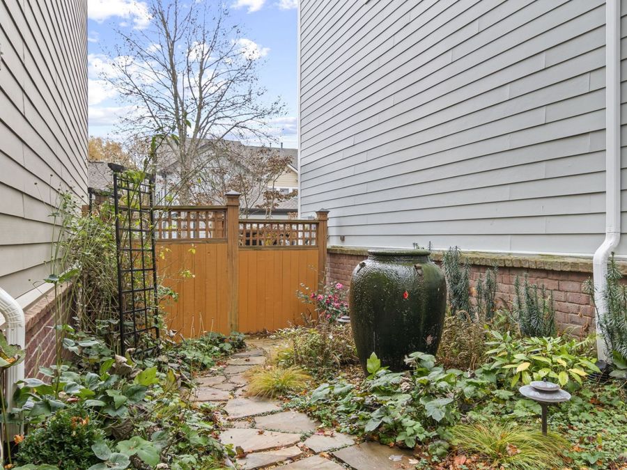 Property Image 95