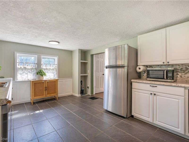 1548 Vanderhoof Road, Barberton, OH 44203 Photo 13