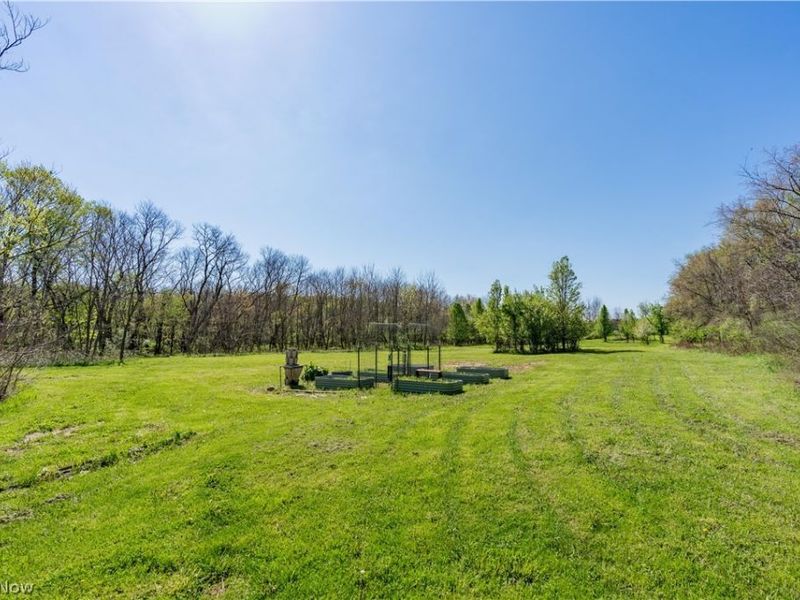 1548 Vanderhoof Road, Barberton, OH 44203 Photo 44