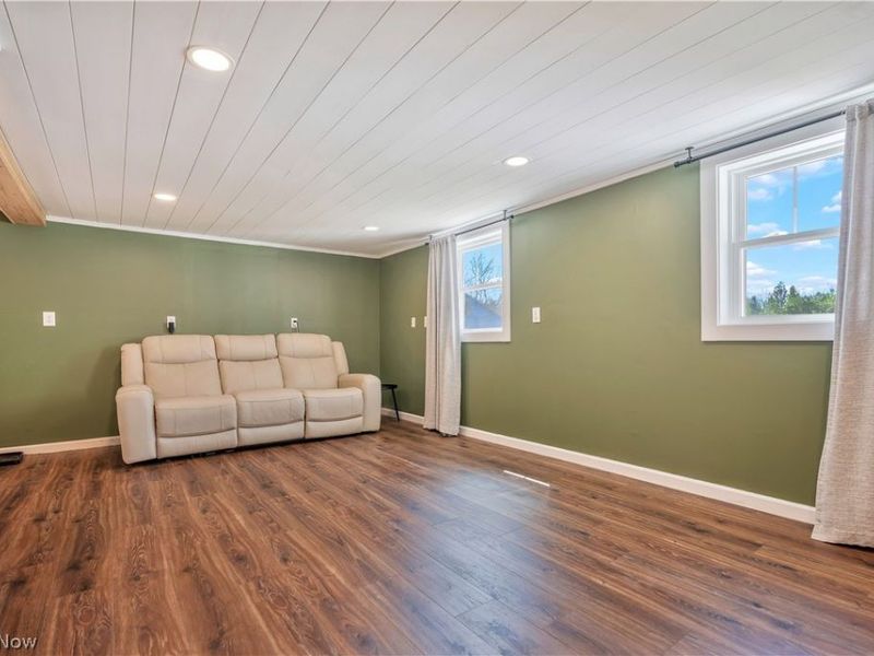 1548 Vanderhoof Road, Barberton, OH 44203 Photo 5