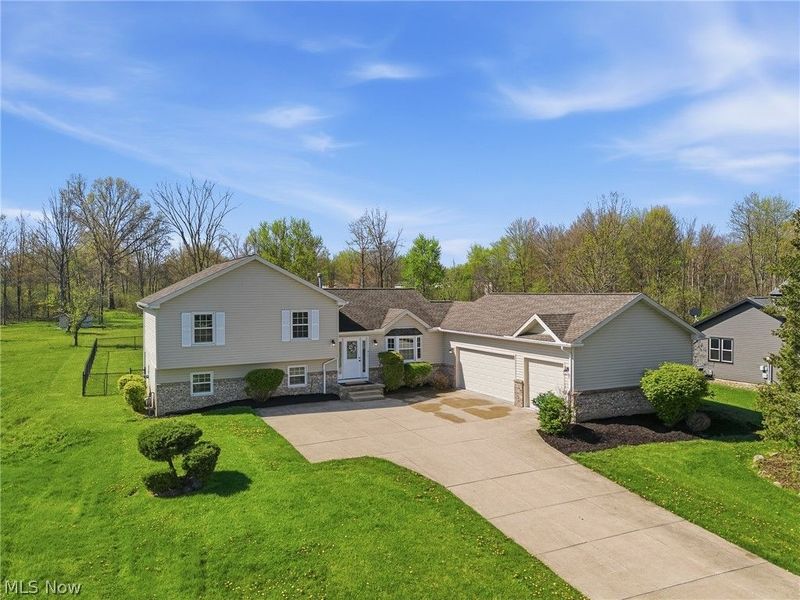 25021 Forbes Road, Oakwood Village, OH 44146 Photo 1