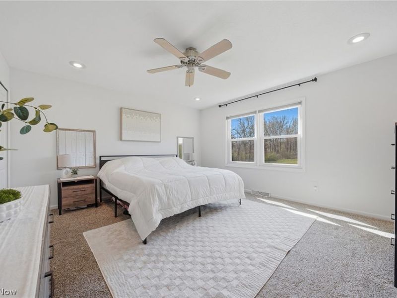 25021 Forbes Road, Oakwood Village, OH 44146 Photo 11