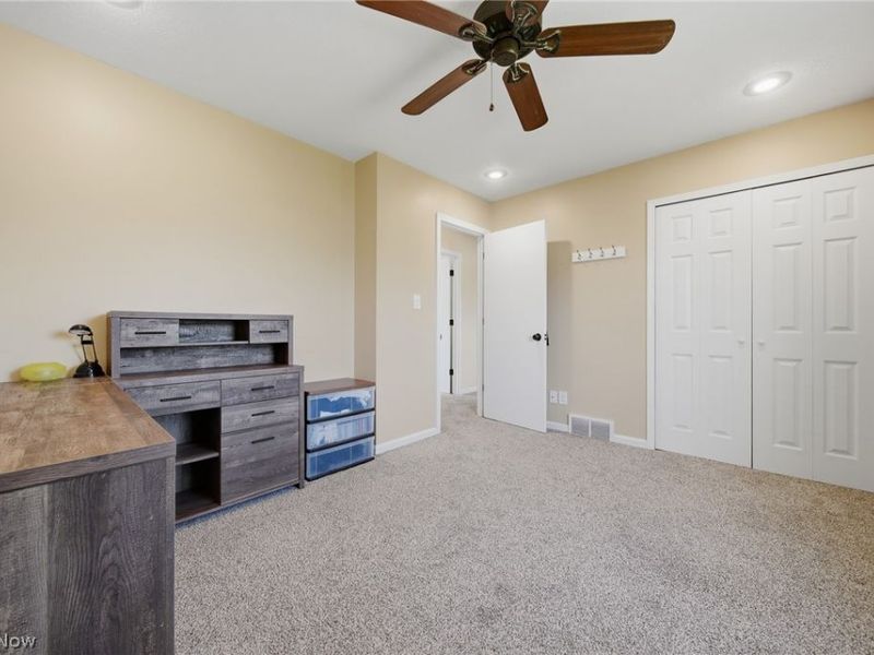 25021 Forbes Road, Oakwood Village, OH 44146 Photo 16