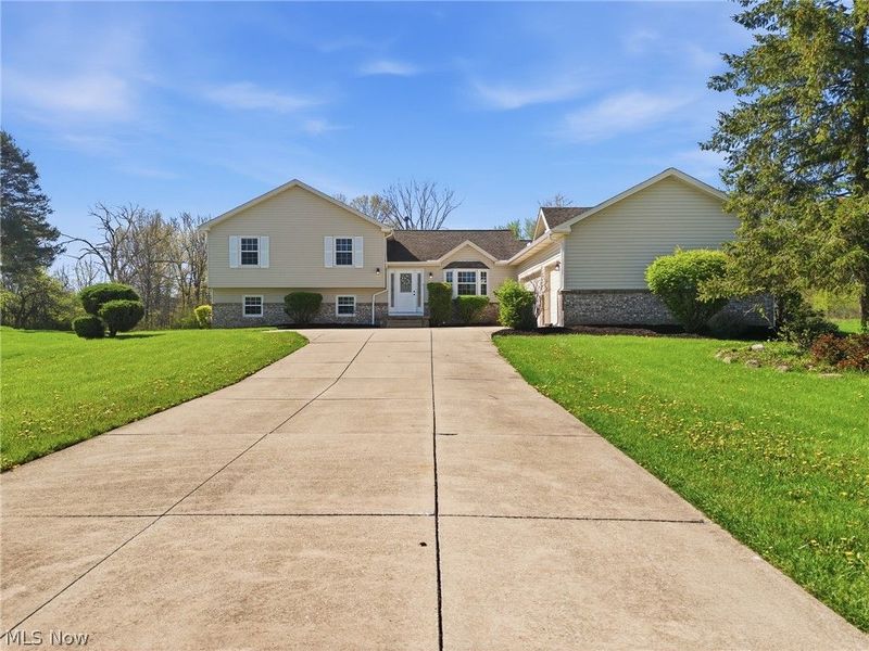 25021 Forbes Road, Oakwood Village, OH 44146 Photo 29