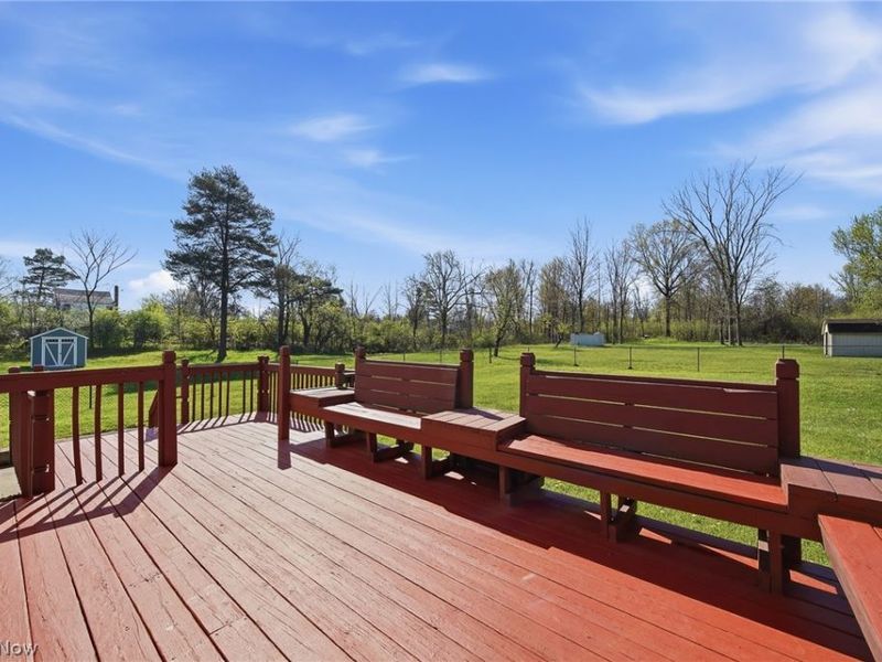 25021 Forbes Road, Oakwood Village, OH 44146 Photo 32