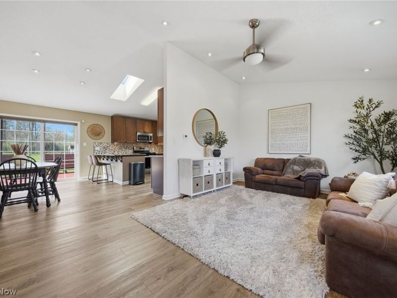 25021 Forbes Road, Oakwood Village, OH 44146 Photo 5