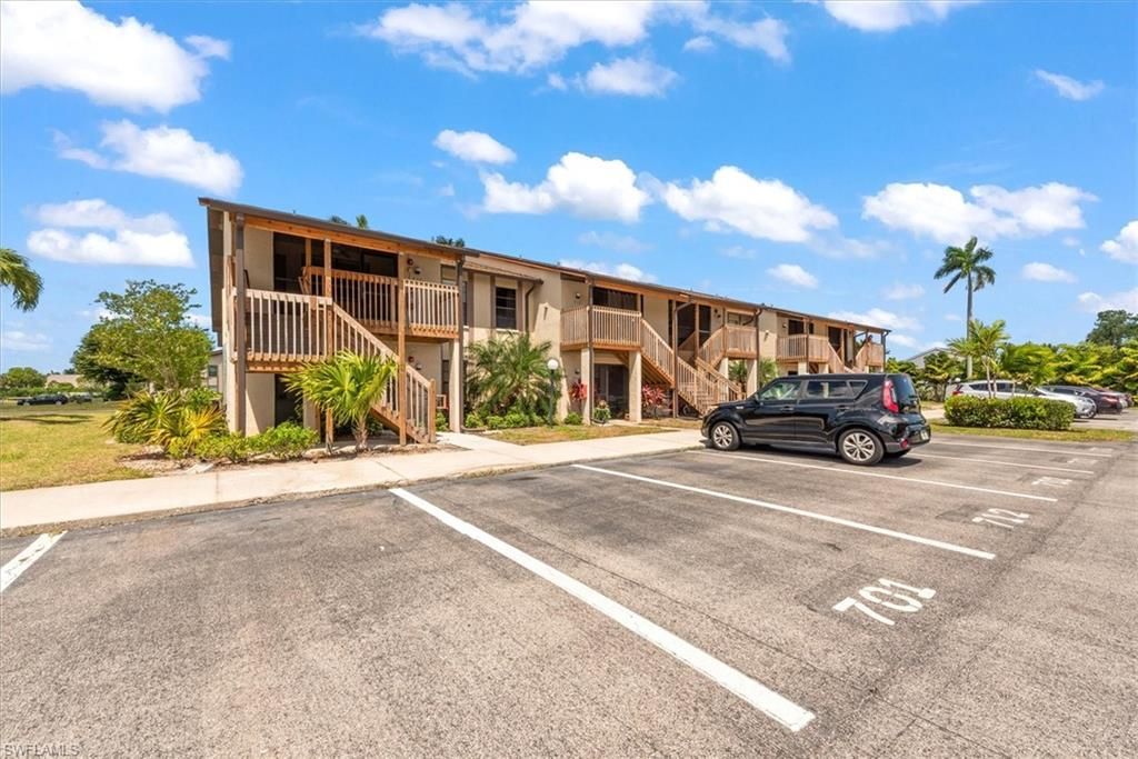 9380 Lennex Ln, Unit 711, Fort Myers, FL 33919 Photo
