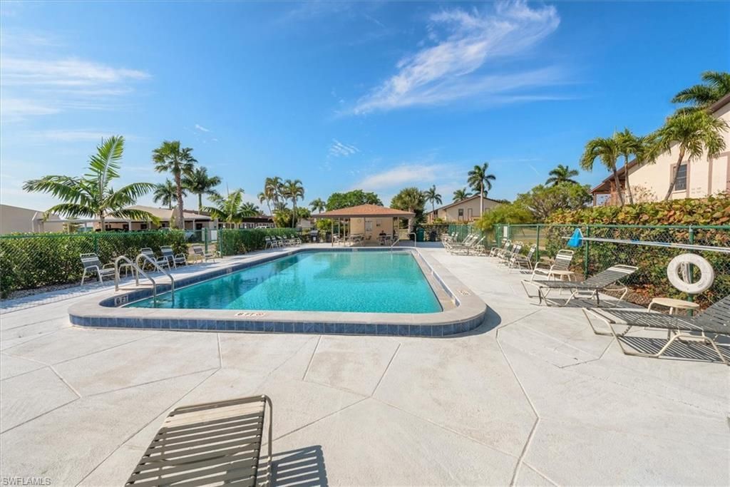 9380 Lennex Ln, Unit 701, Fort Myers, FL 33919 Photo