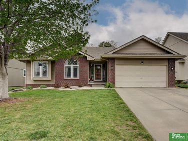 718 Cedar View Circle , Bellevue, NE 68123