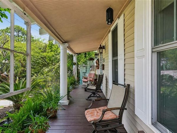 16 LABARRE Place, Jefferson, LA 70121