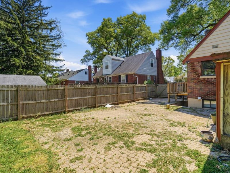 5642 Surrey Avenue, Green Township, OH 45248 Photo 37