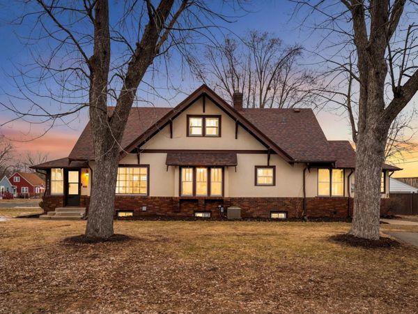 4100 Vera Cruz Avenue N, Robbinsdale, MN 55422