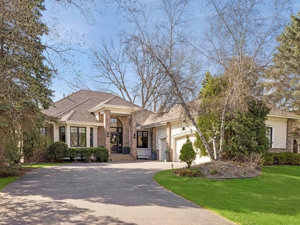 9250 Breckenridge Lane, Eden Prairie, MN 55347