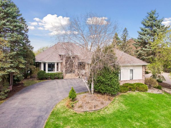 9250 Breckenridge Lane , Eden Prairie, MN 55347