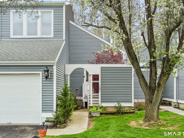 60 Clintonville, Unit 103, North Branford, CT 06472