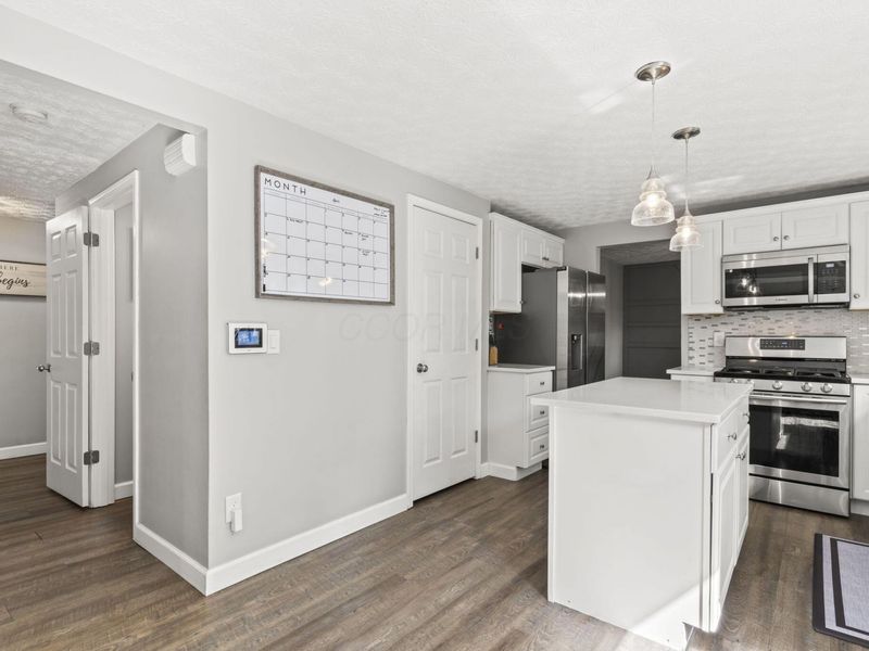 5116 Strawberry Farms Boulevard, Columbus, OH 43230 Photo 12