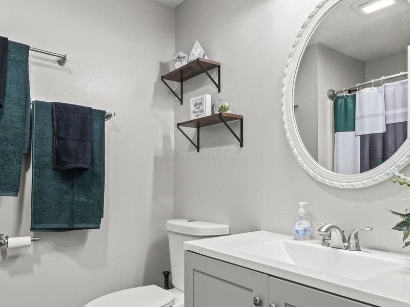 5116 Strawberry Farms Boulevard, Columbus, OH 43230 Photo 36