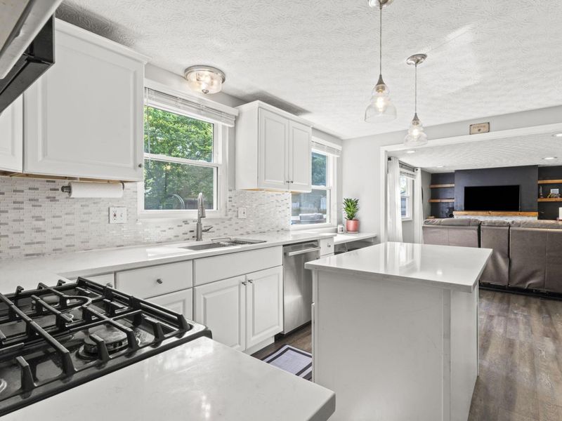 5116 Strawberry Farms Boulevard, Columbus, OH 43230 Photo 9