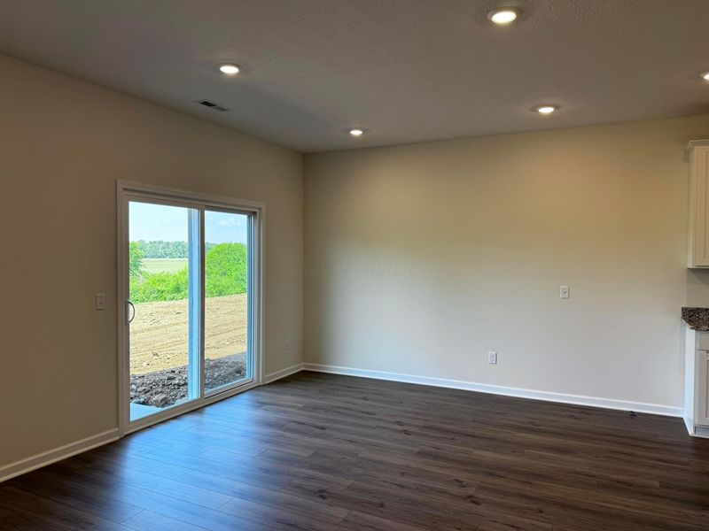 283 Dowler Drive, Unit Lot 302, South Bloomfield, OH 43103 Photo 7