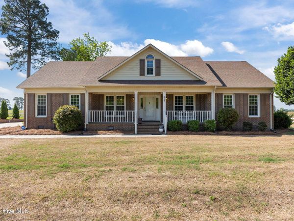 203 White Oak Church Road , Clinton, NC 28328