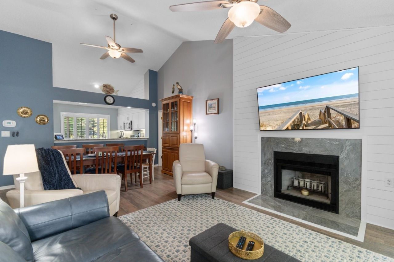 201 Westleton Dr.  Photo 11