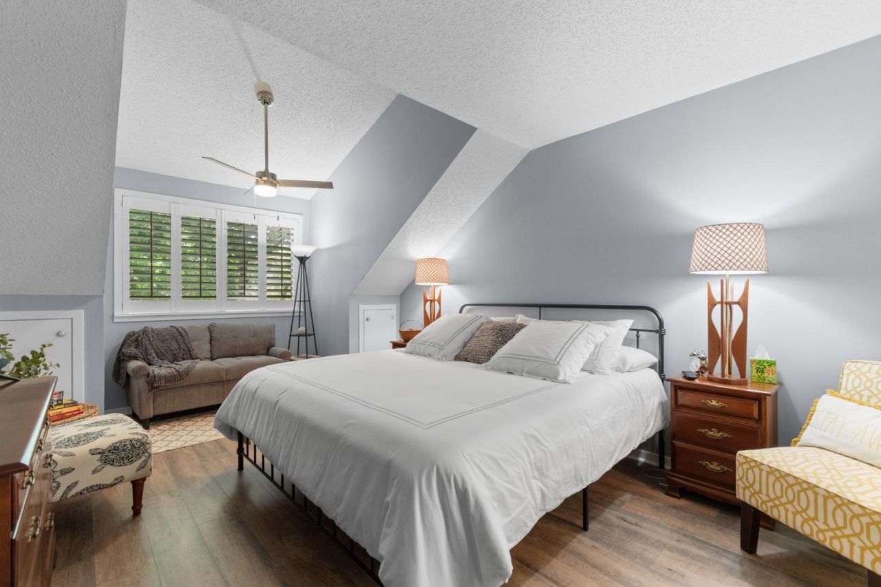 201 Westleton Dr.  Photo 12