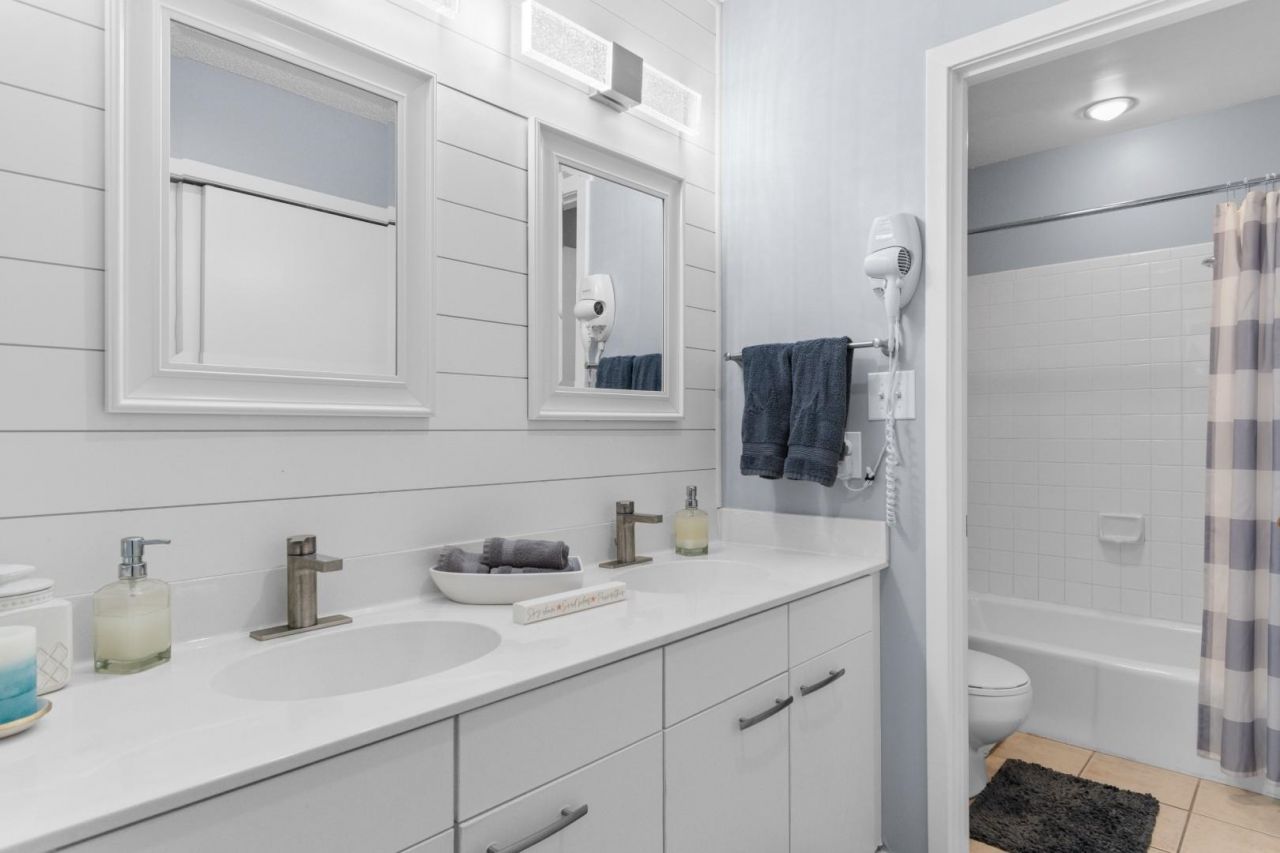 201 Westleton Dr.  Photo 14