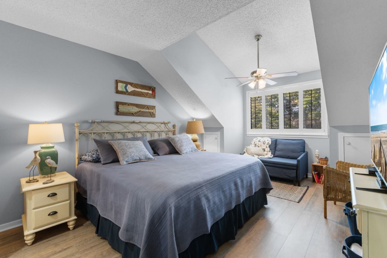 201 Westleton Dr.  Photo 18