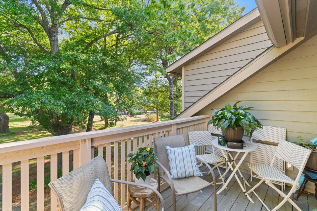 201 Westleton Dr.  Photo 22