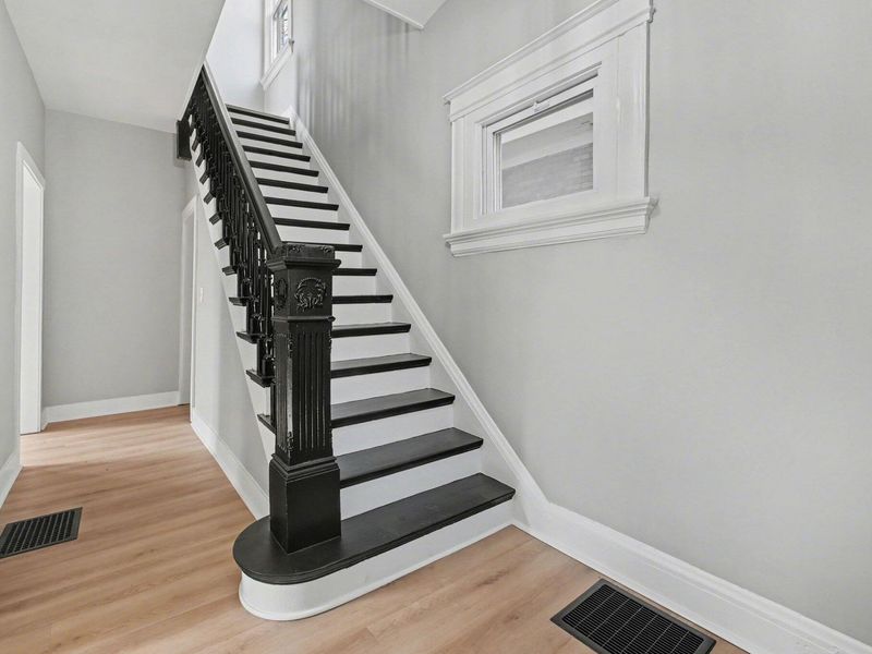 335 E 17th Street, Covington, KY 41014 Photo 5