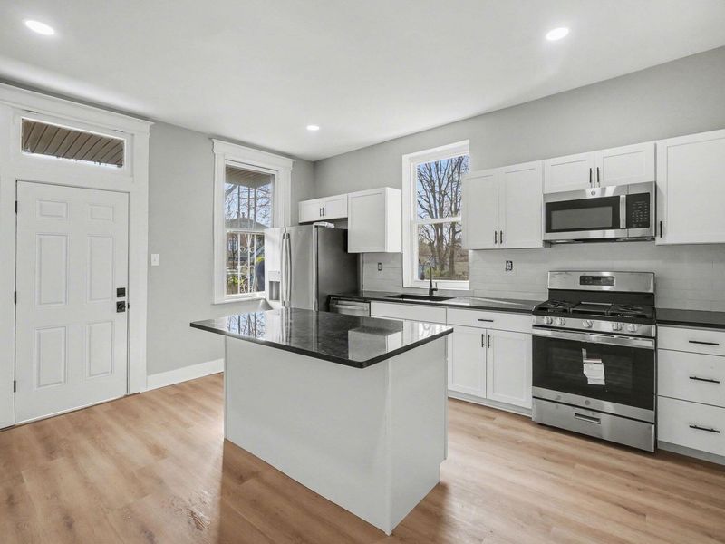 335 E 17th Street, Covington, KY 41014 Photo 9