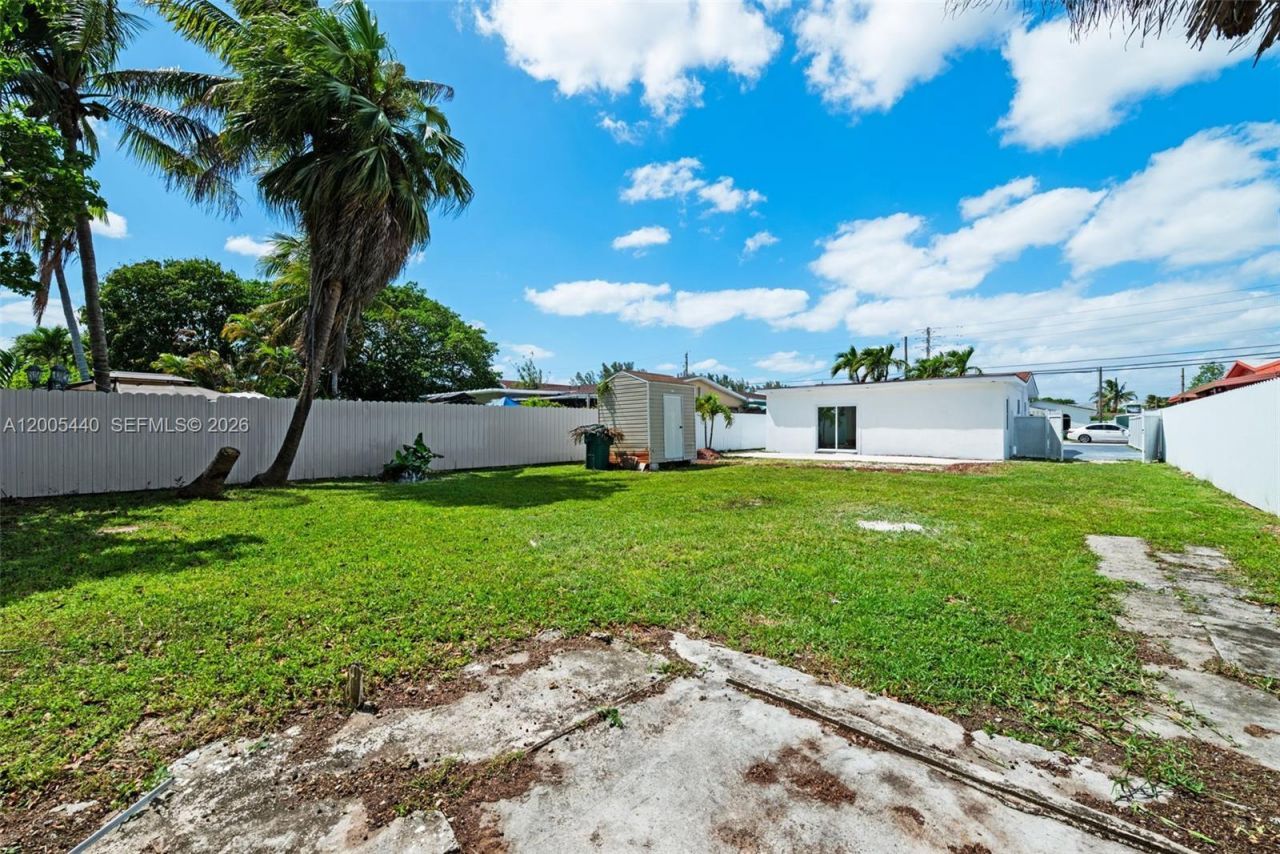 7120 SW 21st St, Miami, FL 33155 Photo