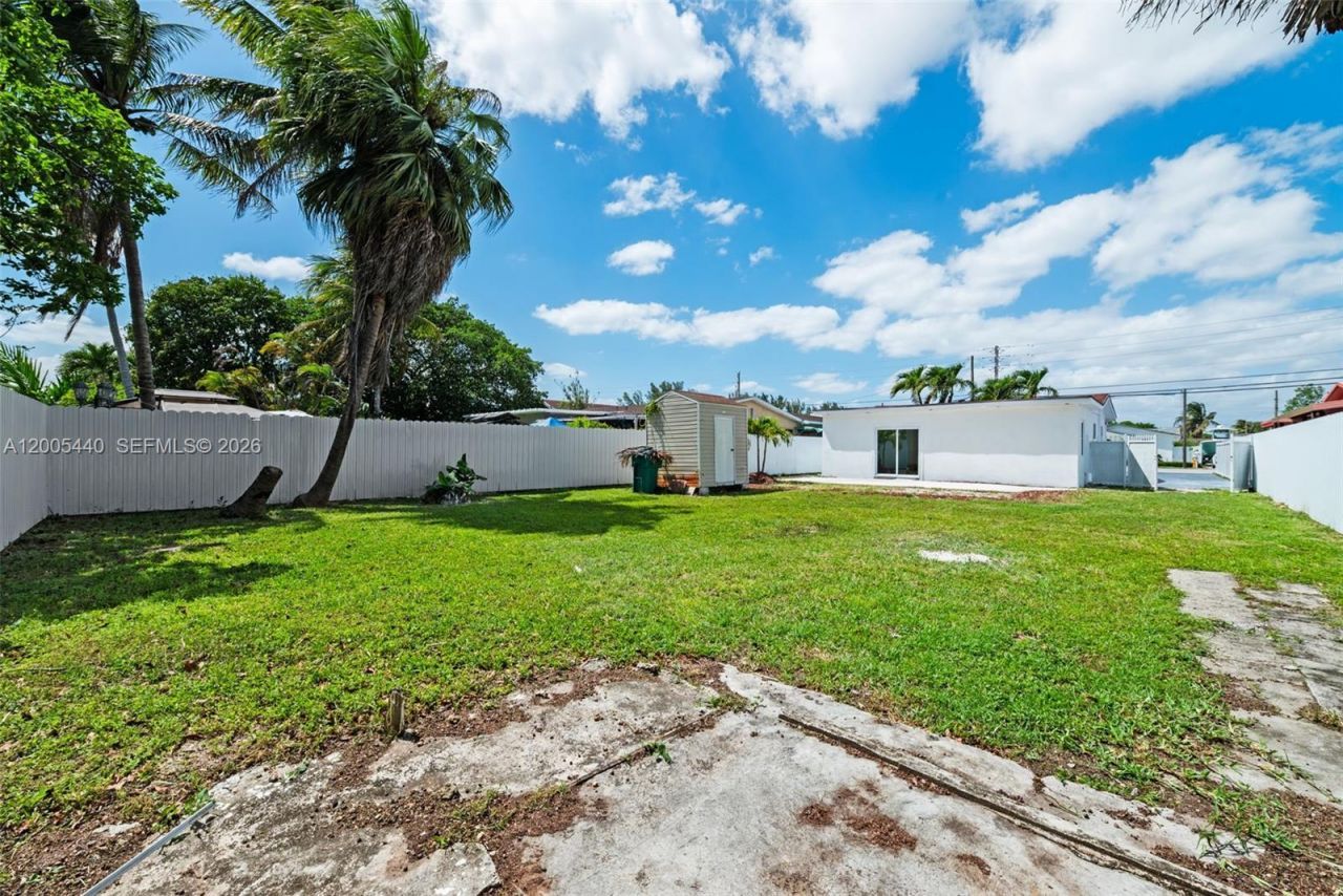 7120 SW 21st St, Miami, FL 33155 Photo