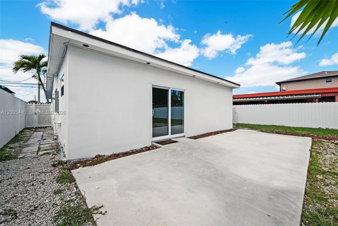 7120 SW 21st St, Miami, FL 33155 Photo