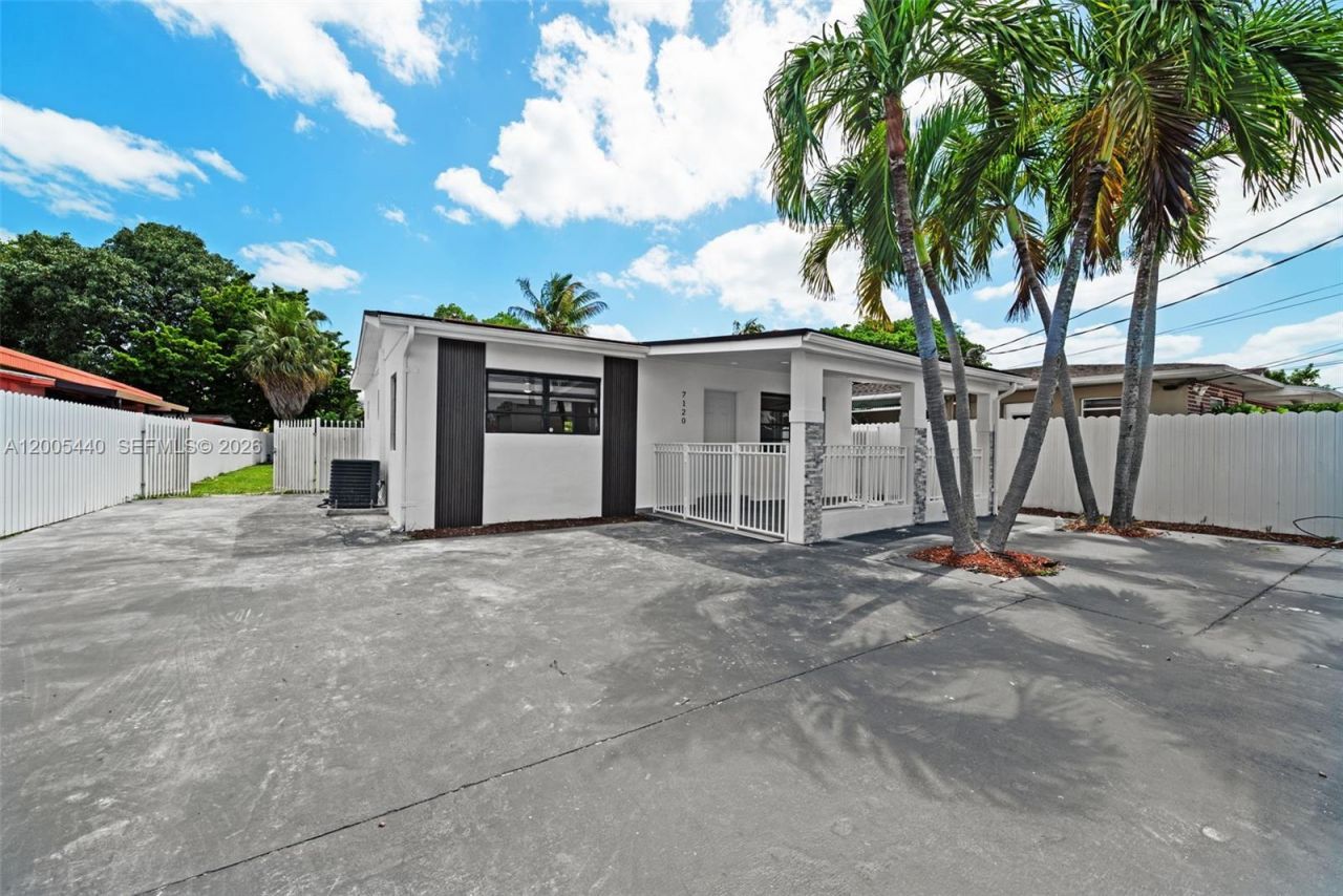 7120 SW 21st St, Miami, FL 33155 Photo