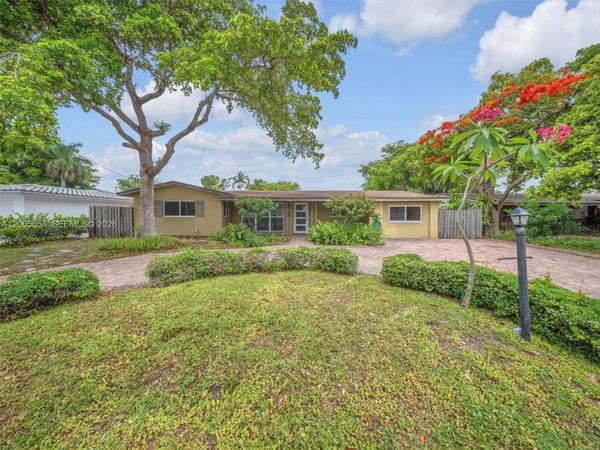 4401 NE 15th Ter, Oakland Park, FL 33334