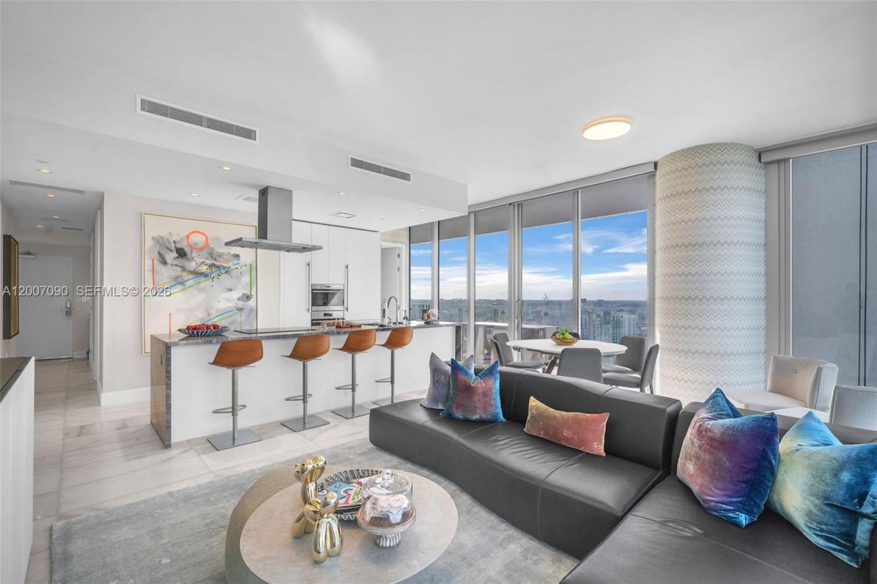 700 NE 26th Ter , Unit 2906, Miami, FL 33137 Photo